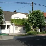 Centrum Nyaralo Prázdninový dům *