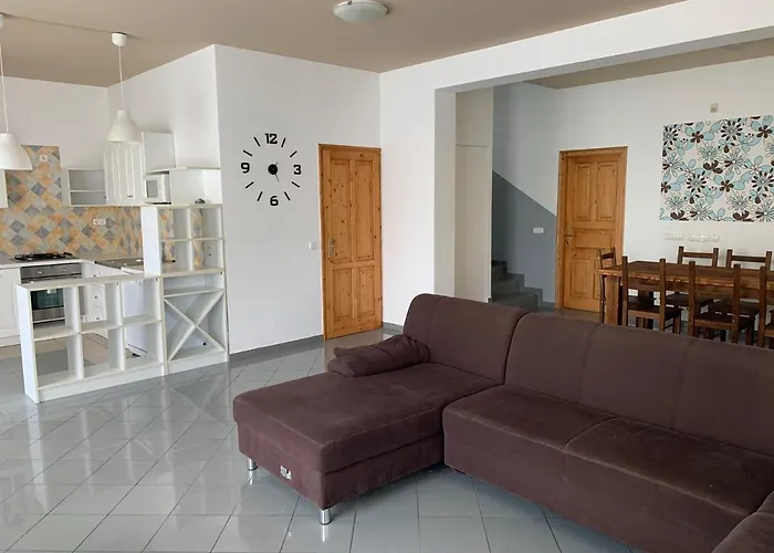 Centrum Nyaralo * Vonyarcvashegy